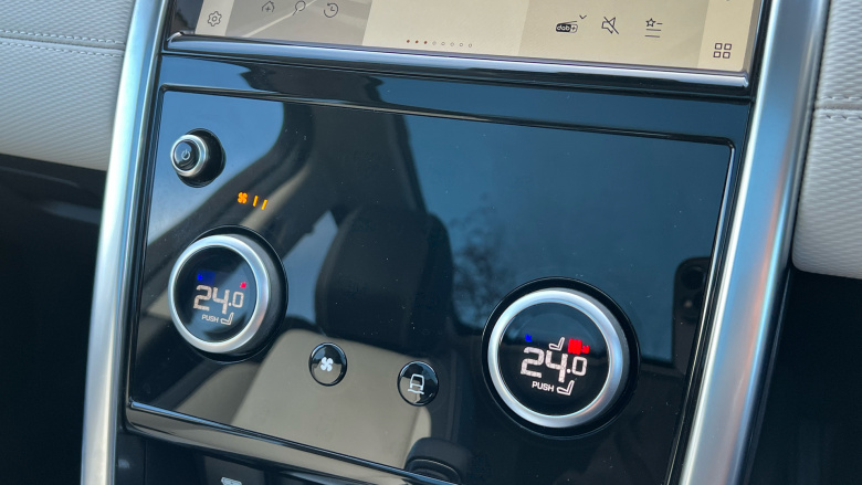 Land Rover Discovery Sport 2.0 P250 R-Dynamic SE 5dr Auto [5 Seat] Petrol Station Wagon